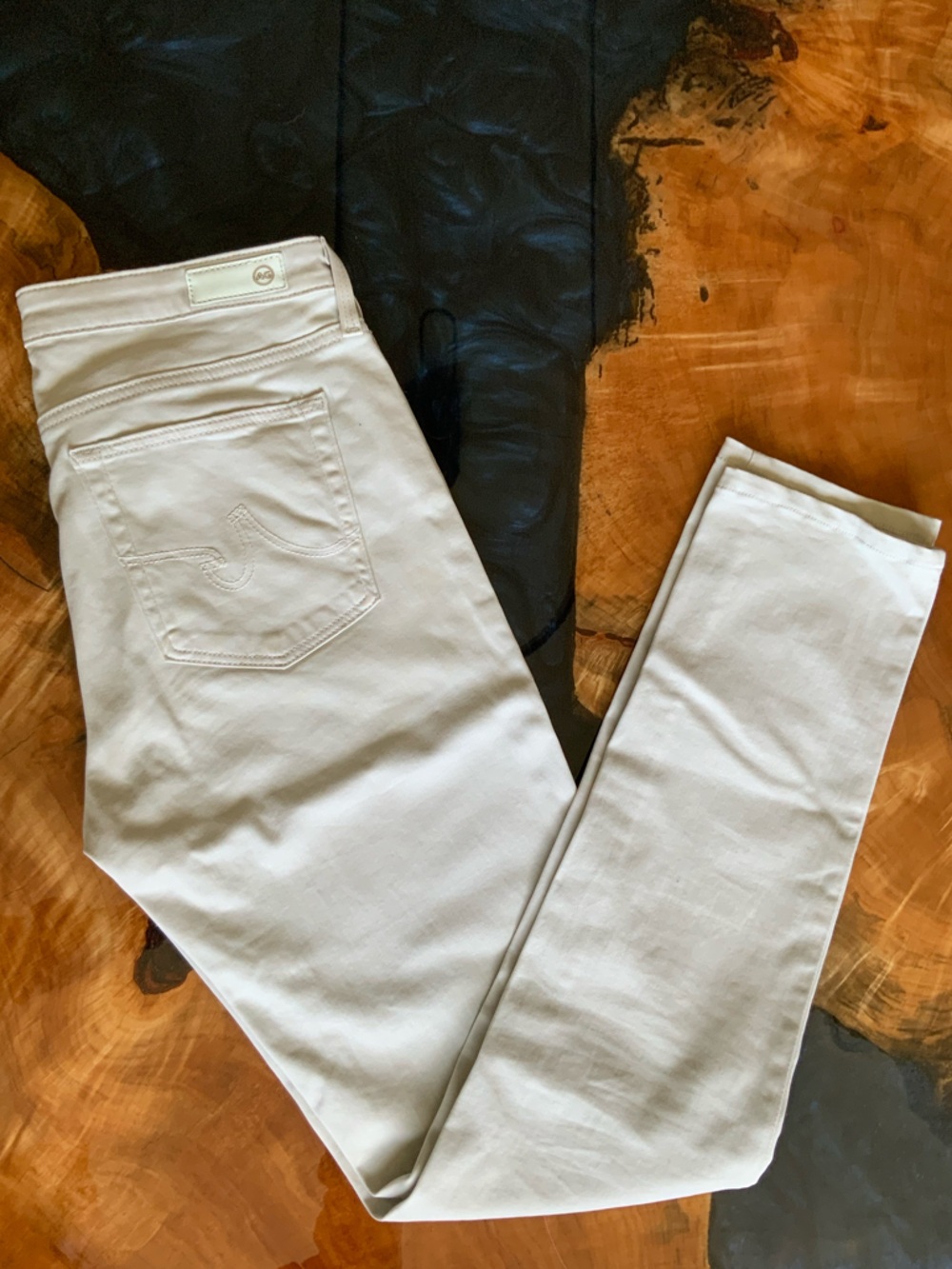 Ag Adriano Goldschmied Slim Straight Jeans in Light Gray/Beige